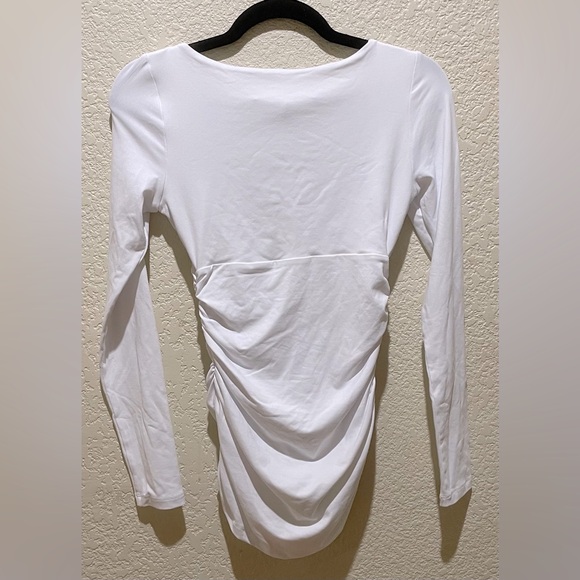 NEW Susana Monaco Angle Wire Long Sleeve Gathered Top Color- Sugar Size XS - Picture 5 of 8